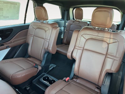 2027 Lincoln Aviator Reserve