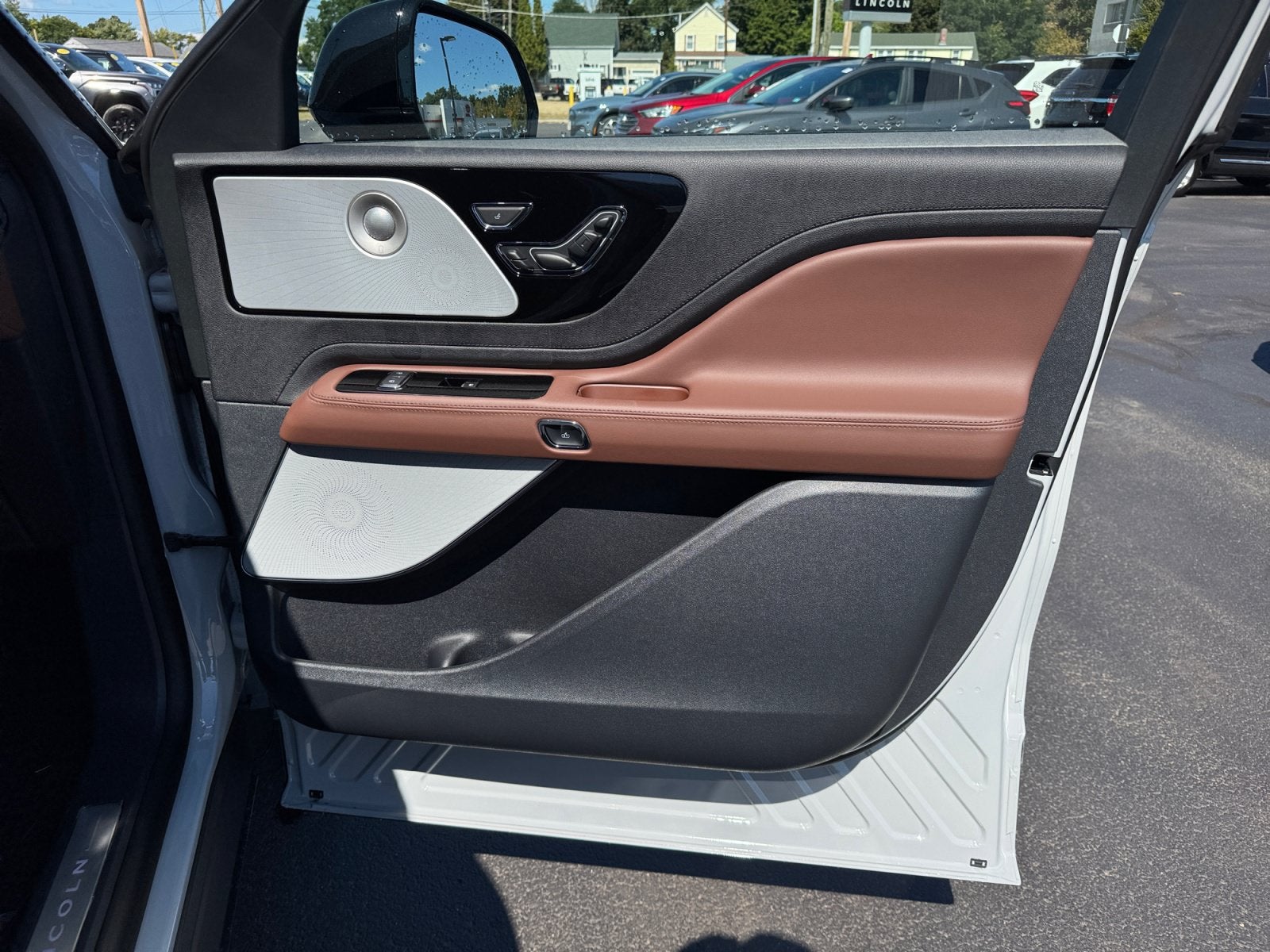 2027 Lincoln Aviator Reserve