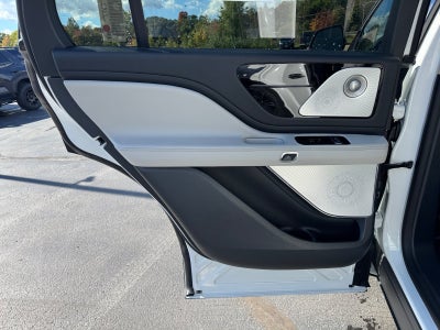 2027 Lincoln Aviator Reserve