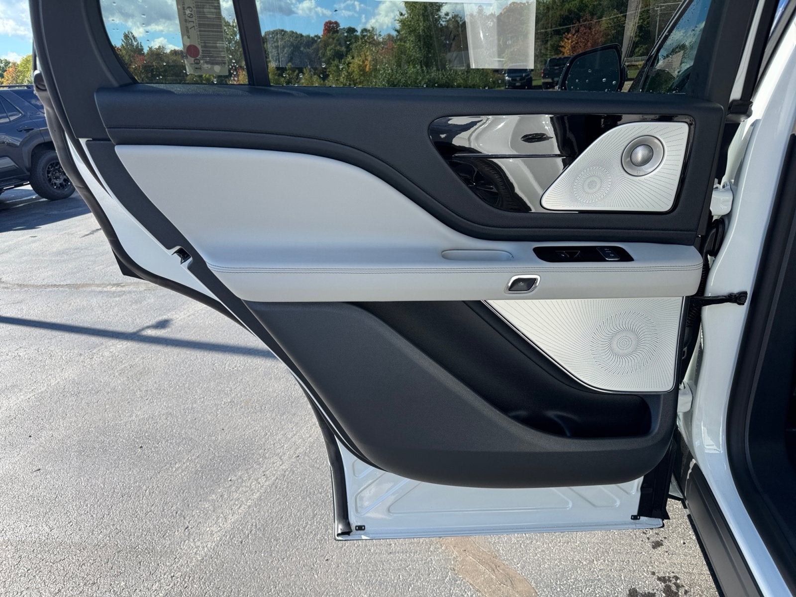 2027 Lincoln Aviator Reserve