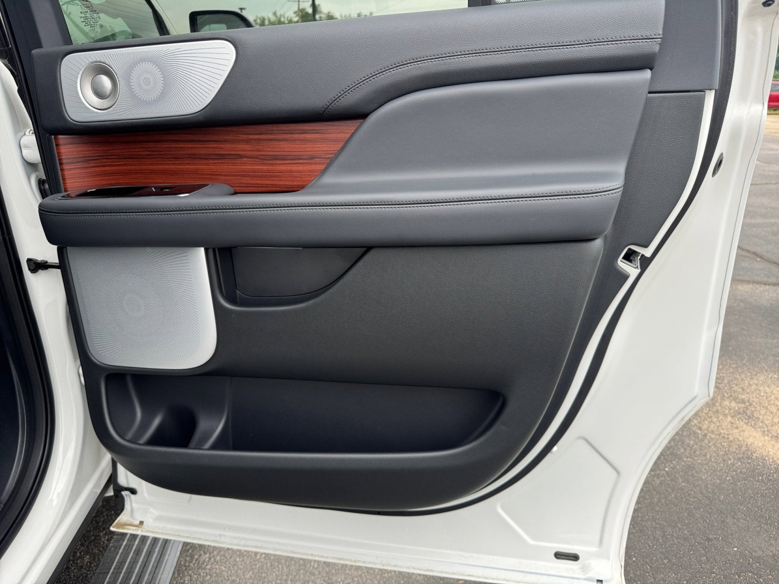 2024 Lincoln Navigator L Reserve