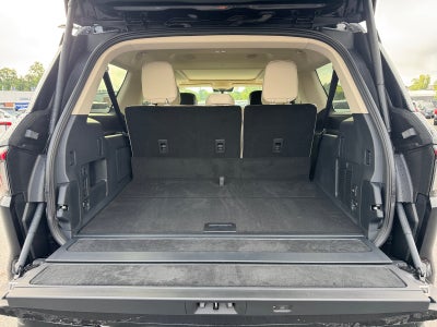 2027 Lincoln Navigator L Reserve