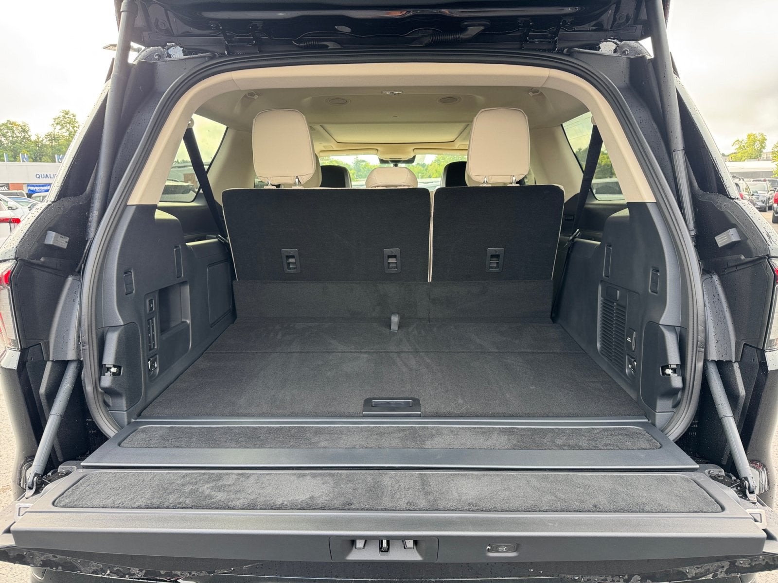 2027 Lincoln Navigator L Reserve