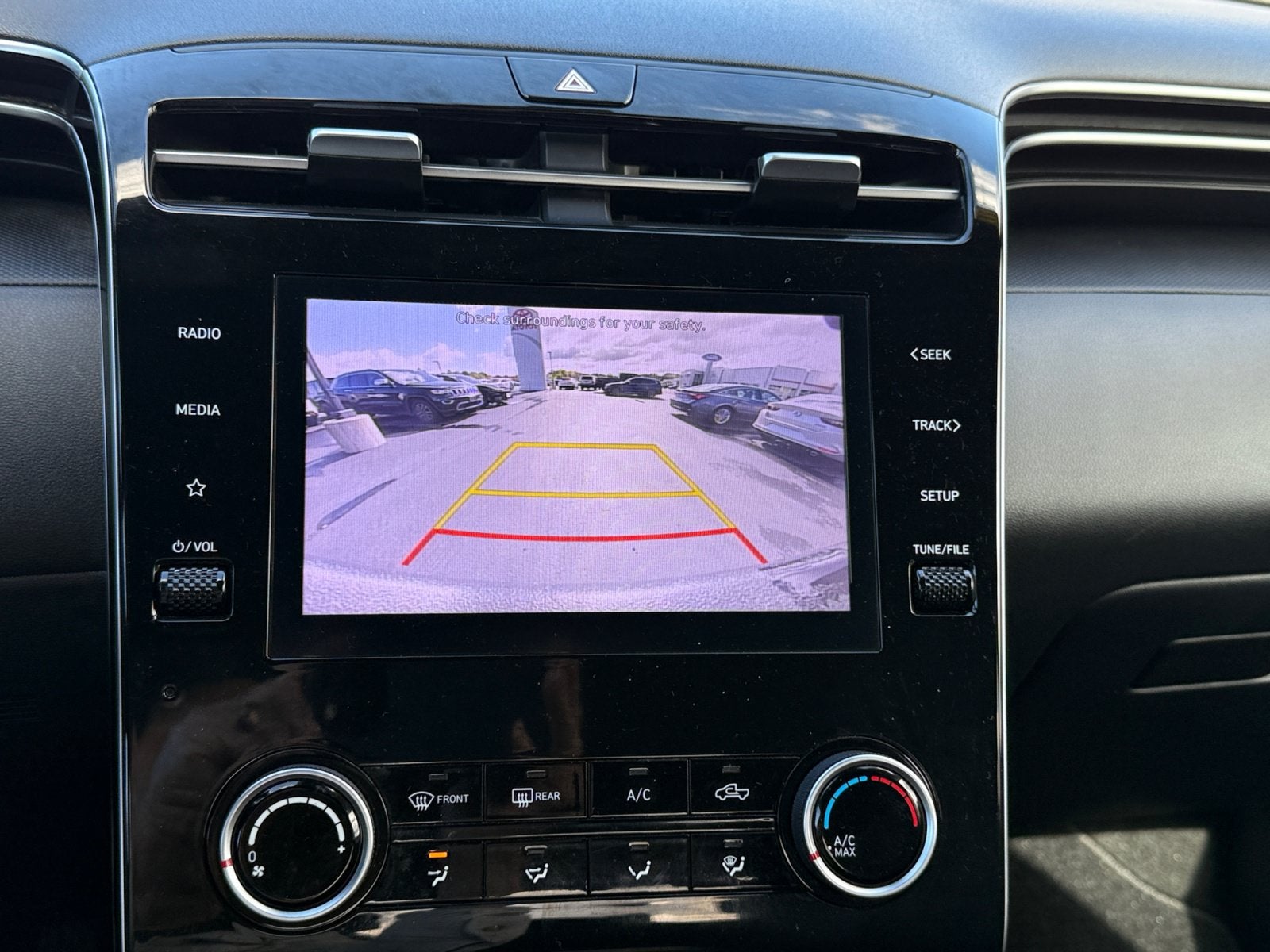 2022 Hyundai Santa Cruz SE
