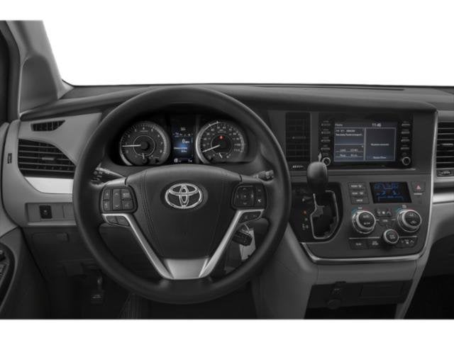 2020 Toyota Sienna XLE