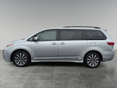 2020 Toyota Sienna Limited Premium