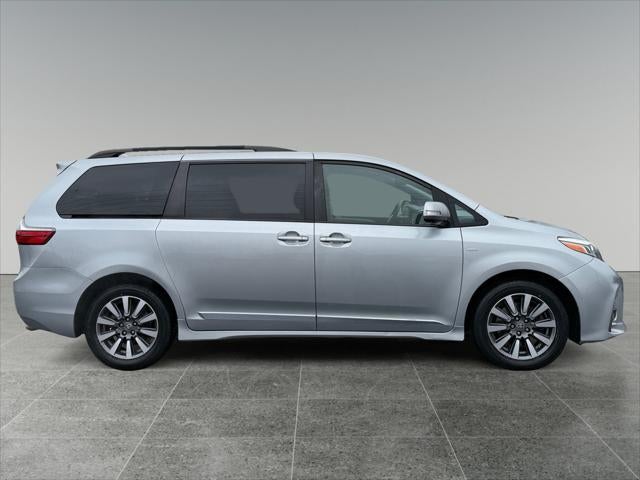2020 Toyota Sienna Limited Premium