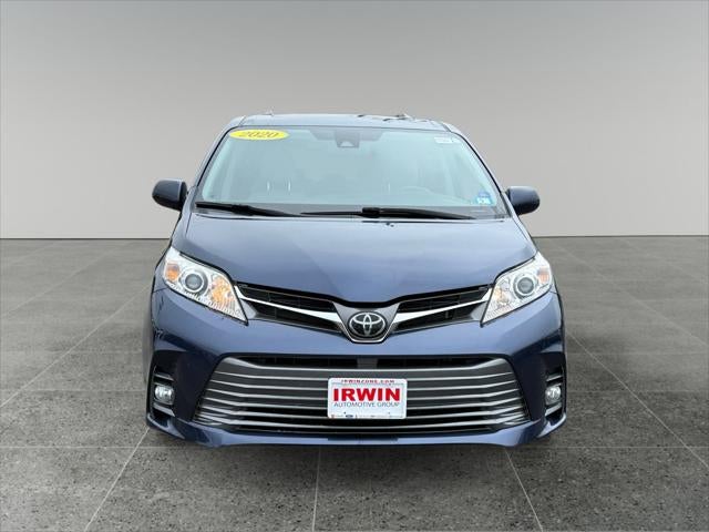 2020 Toyota Sienna XLE