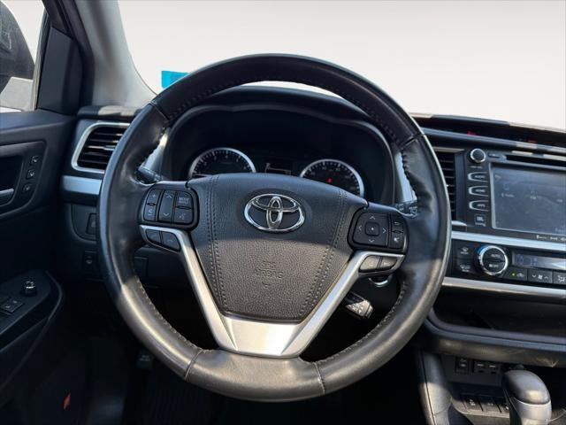 2019 Toyota Highlander Limited Platinum