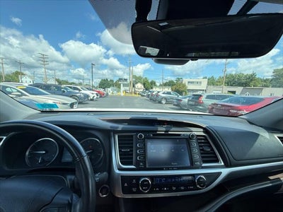 2019 Toyota Highlander Limited Platinum
