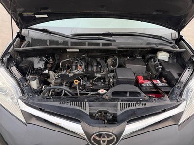 2020 Toyota Sienna LE