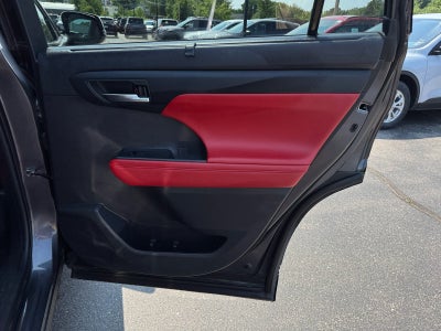2022 Toyota Highlander XSE