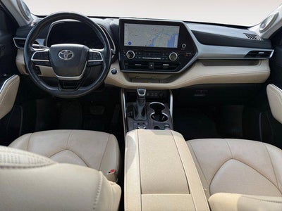 2023 Toyota Highlander Platinum