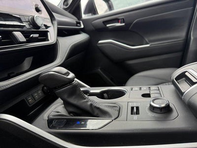 2024 Toyota Highlander XSE