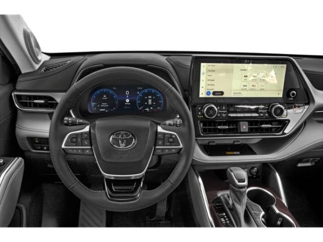 2023 Toyota Highlander Base