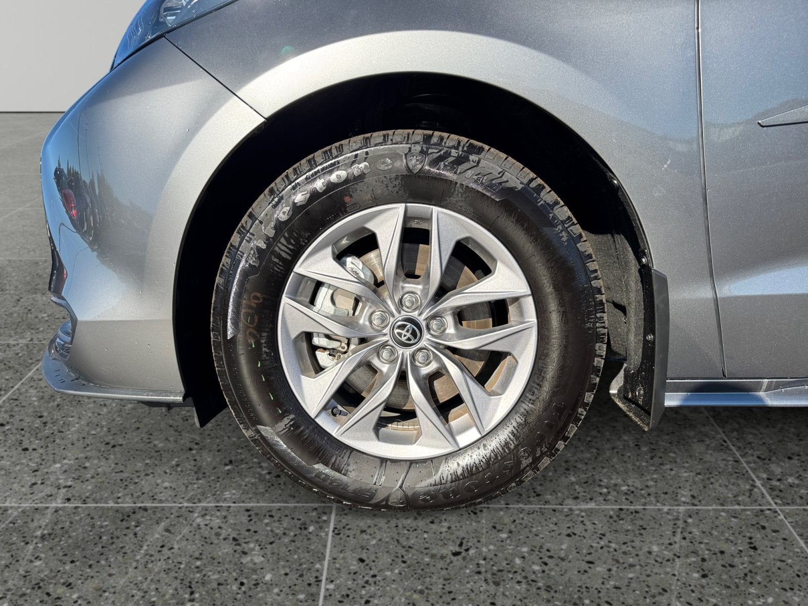2026 Toyota Sienna LE
