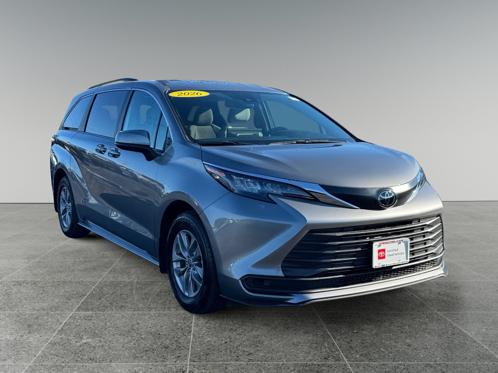 2026 Toyota Sienna LE