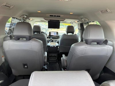 2024 Toyota Sienna Limited