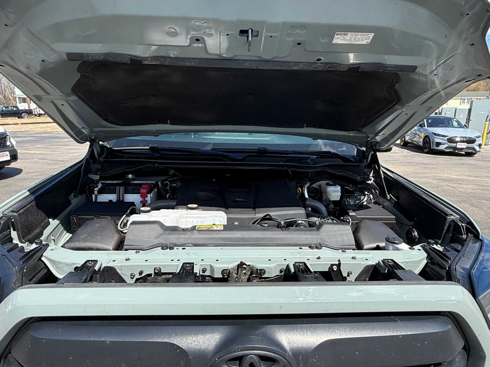 2025 Toyota Tundra 4WD Truck SR5