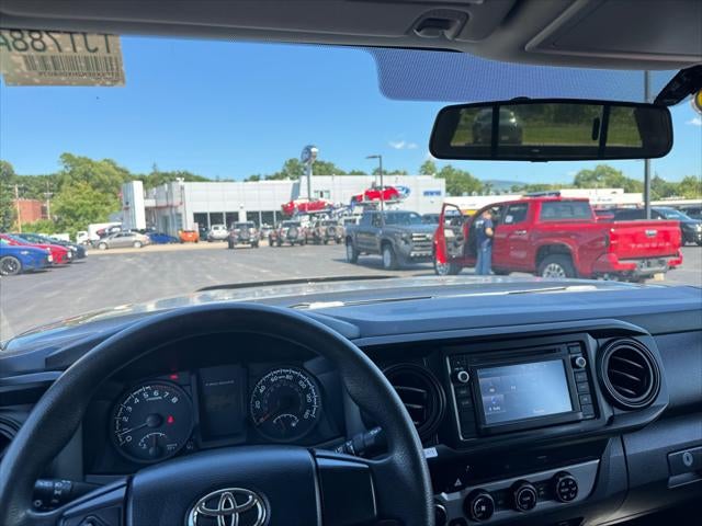 2017 Toyota Tacoma SR