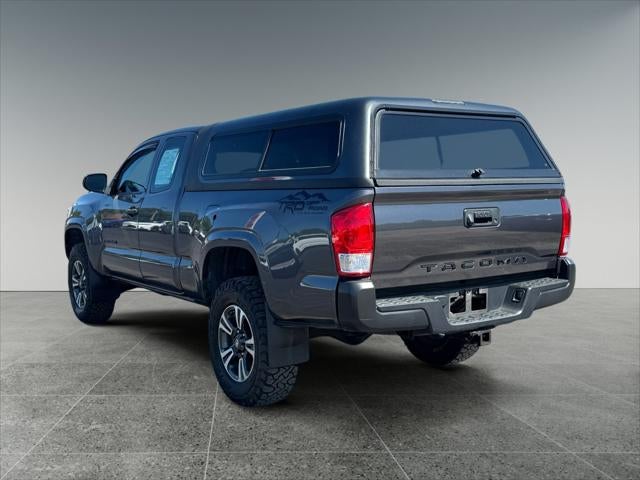 2017 Toyota Tacoma SR