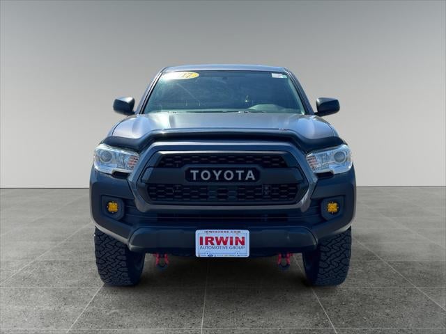 2017 Toyota Tacoma SR