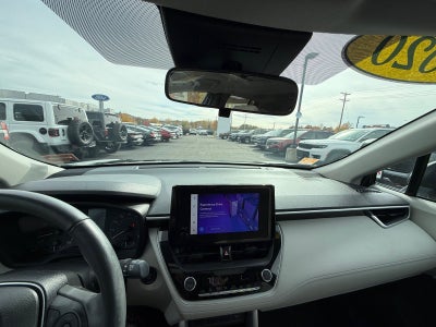 2024 Toyota Corolla Cross LE