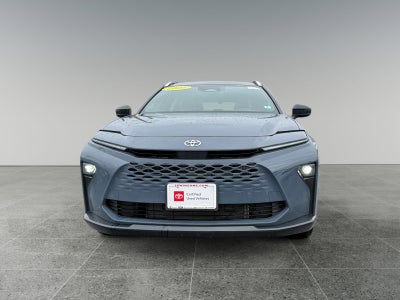 2025 Toyota Crown Signia Limited