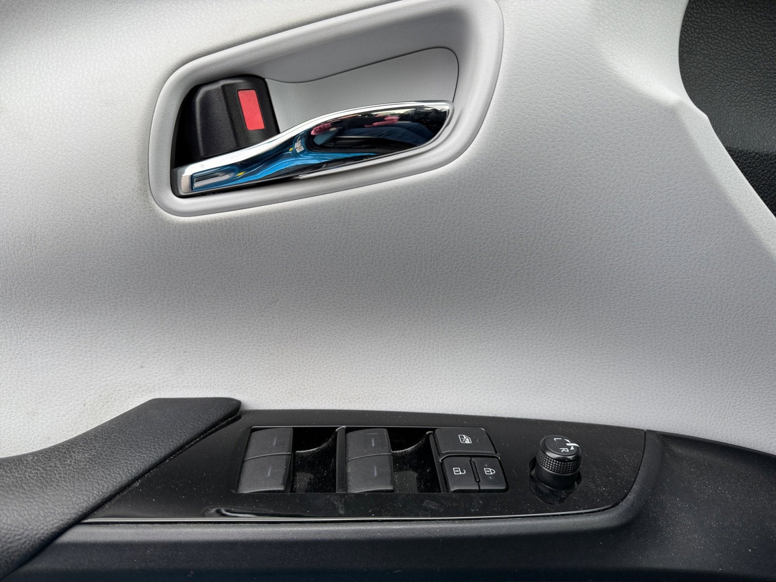 2019 Toyota Prius XLE