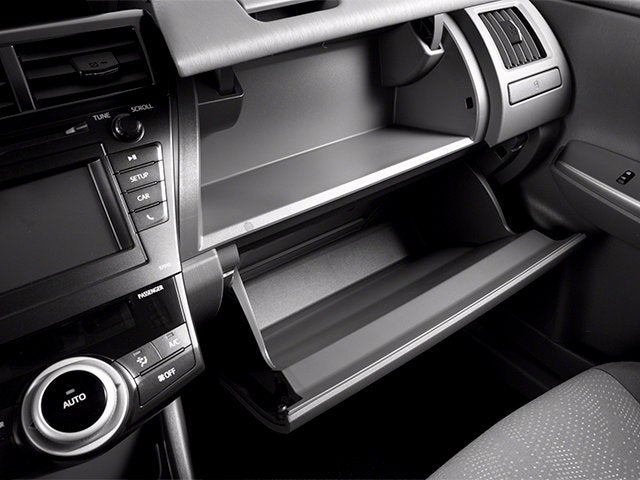2014 Toyota Prius v Base