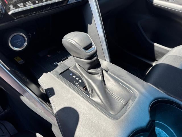 2022 Toyota Venza LE