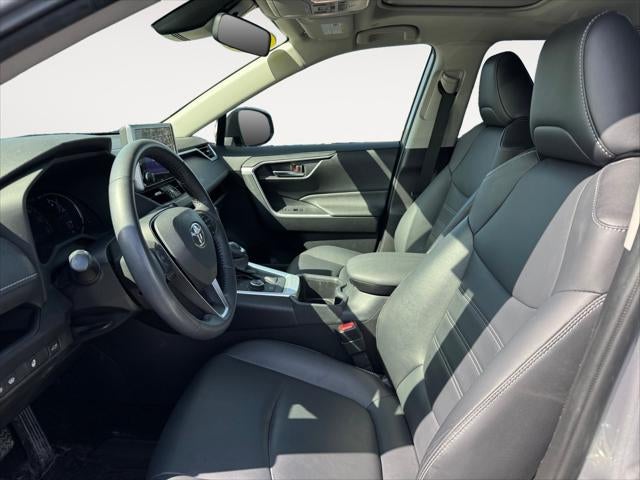 2023 Toyota RAV4 Hybrid XLE Premium