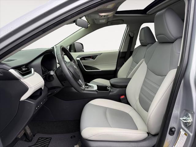 2023 Toyota RAV4 Hybrid XLE Premium