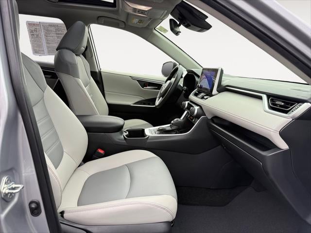 2023 Toyota RAV4 Hybrid XLE Premium