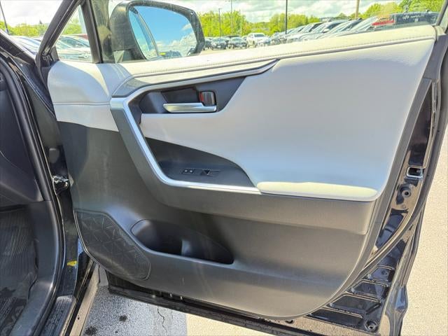 2020 Toyota RAV4 Limited