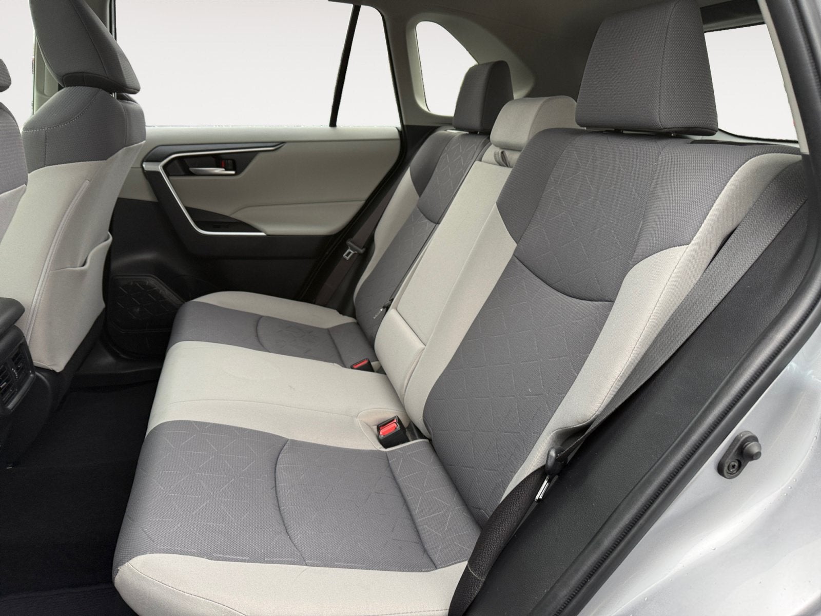 2019 Toyota RAV4 Hybrid XLE