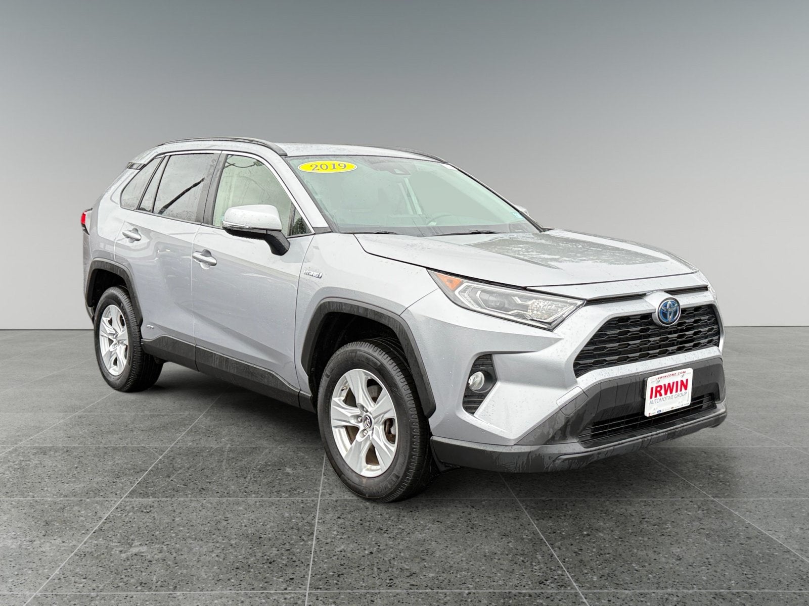 2019 Toyota RAV4 Hybrid XLE