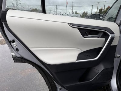 2019 Toyota RAV4 Hybrid XLE