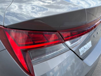 2023 Hyundai Elantra Hybrid Limited
