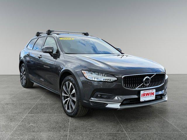 2024 Volvo V90 Cross Country Plus