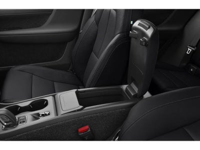 2020 Volvo XC40 Momentum