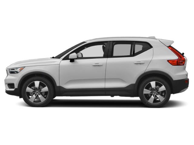 2020 Volvo XC40 Momentum