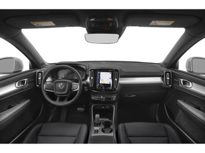 2020 Volvo XC40 Momentum