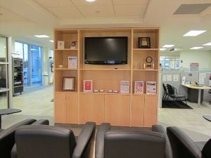 Irwin Ford Lincoln of Laconia, NH's Brand New Waiting Area
